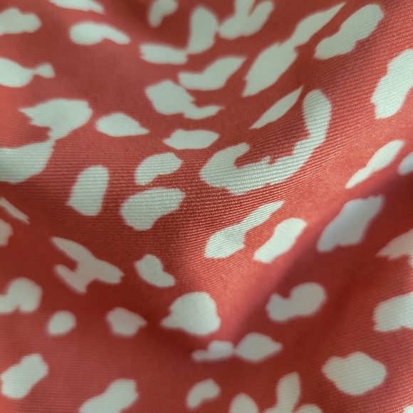 Unique 21 (2 Piece) Bikini Swimsuit / Apricot & White / Top 6 Bottom 8 - Picture 4 of 8